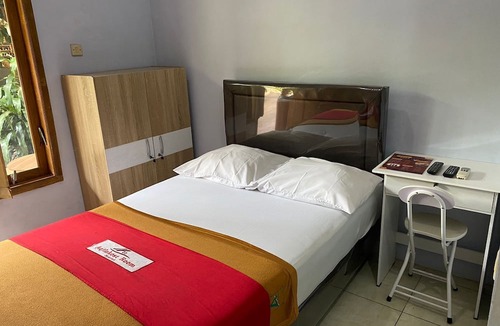 Megamendung Hotel | Aqilakost Gadog Puncak Bogor