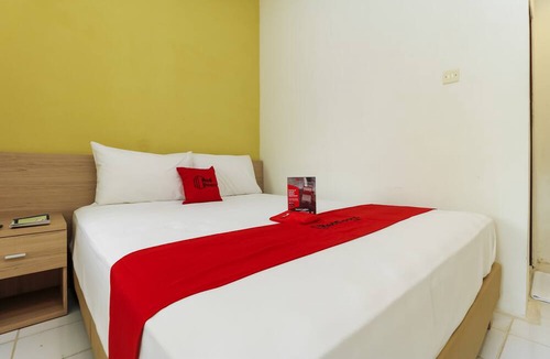 Surakarta House | RedDoorz Plus @ Slamet Riyadi