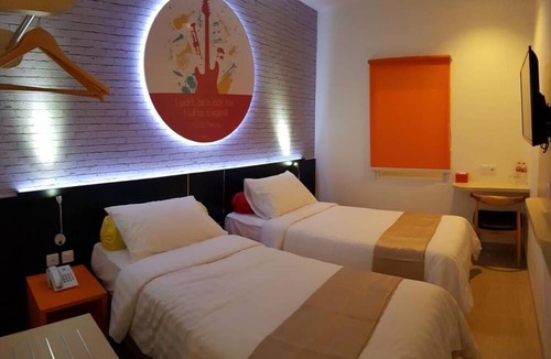 Muntilan Hotel | Front One Budget Muntilan