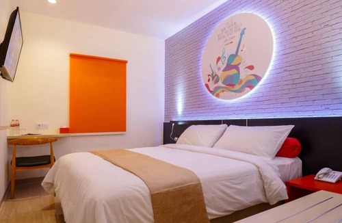 Muntilan Hotel | Front One Budget Muntilan
