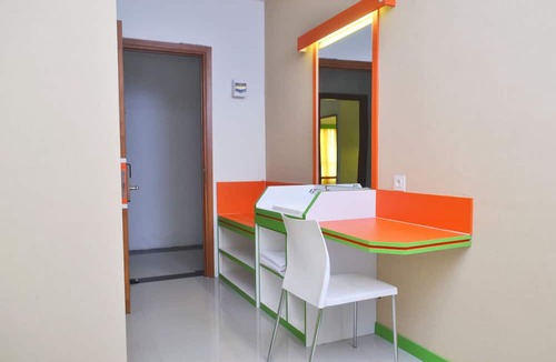 East Jakarta Hotel | Titanium Express Homtel