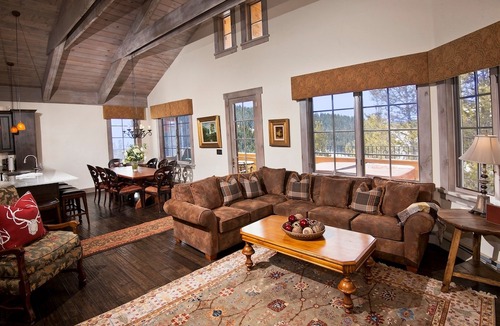 Vail Ski Chalet | On-mountain Game Creek With 4 Br & Hot Tub, Sleeps 9! 4 Bedroom Home by RedAwning