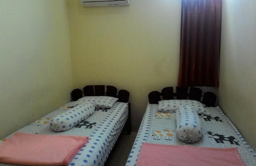 Semarang Hostel | Imam Bonjol Hostel