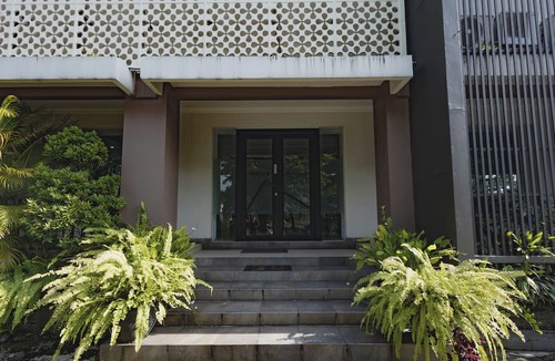 Depok Hotel | Front One Resort Yogyakarta