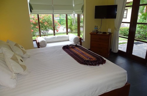 Sandik Hotel | Bale Solah Lombok Holiday Resort