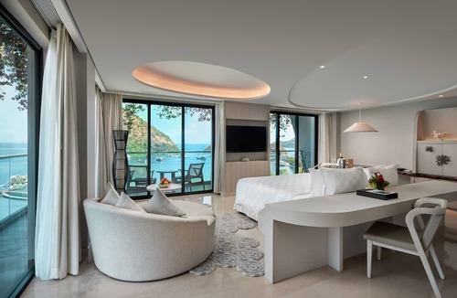 Labuan Bajo Hotel | AYANA Komodo Waecicu Beach