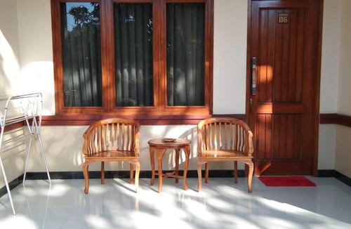 Batu Karas House | Rivana Hotel