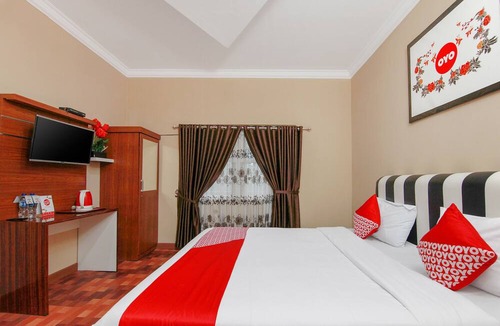 Berastagi Hotel | OYO 799 Hotel Dieng