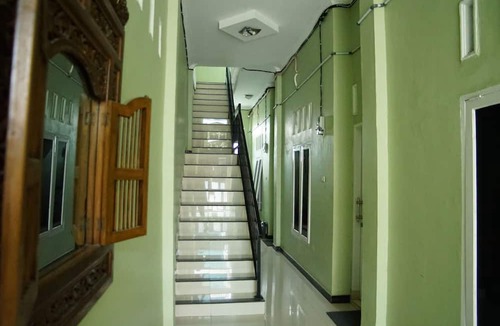 Inderapura Bed & Breakfast | Wisma Pandowo