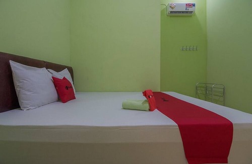 Purwokerto Hotel | RedDoorz near Kampus UMP Purwokerto