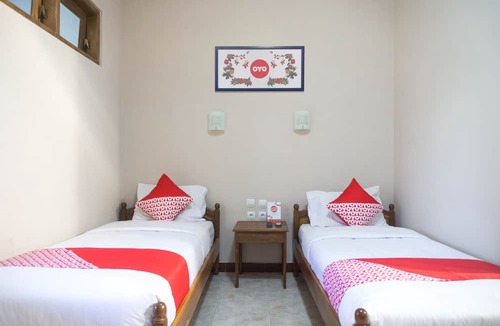 Pacitan Hotel | Hotel O Srikandi Hotel