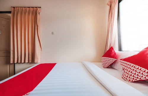 Cilandak Hotel | Capital O 141 Fatmawati Cozy Residence