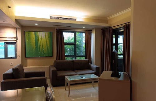 Tanjung Duren Utara Hotel | Grand Tropic Suites Hotel