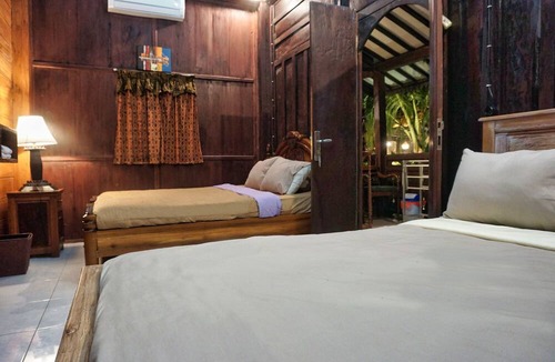 Sumberagung Bed & Breakfast | Wisma Pulau Merah