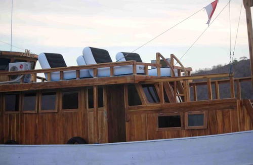 Komodo Boat Rental | Boat Charter KM.Caroline