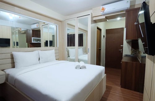 Kayu Putih Apartment | Strategic and Simple Studio Tifolia Apartment near Kelapa Gading