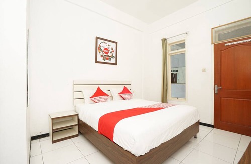 Suko Manunggal House | OYO 661 Galaxy Homestay