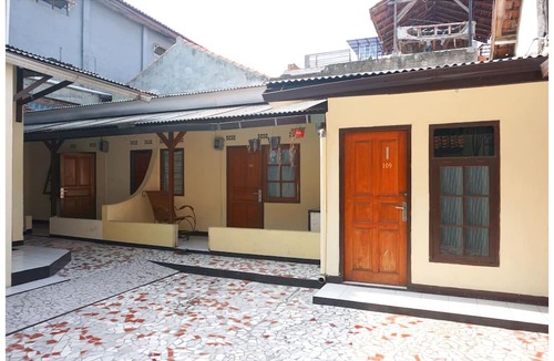 Cimahi House | Budi House & Food Station