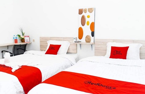 Baranangsiang House | RedDoorz near Exit Toll Bogor