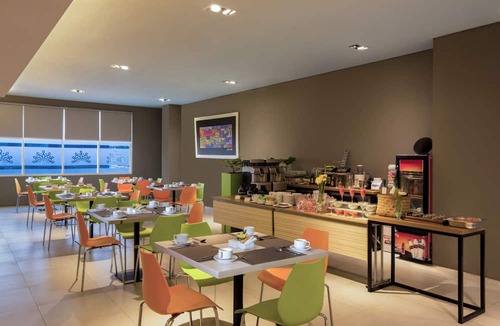 Gresik Hotel | Khas Gresik