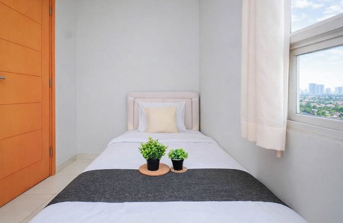 Depok Apartment | 3 Pax Functional 2Br At Cinere Bellevue Suites Apartment