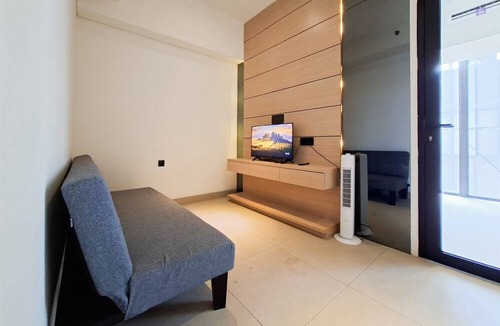 Pagedangan Apartment | Splendid 1Br At Carstensz Residence