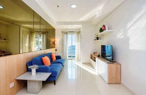 Pluit Apartment | Spacious And Contemporary 2Br Apartment Green Bay Condominium