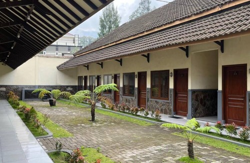 Ngadisari Hotel | Bawangan Express