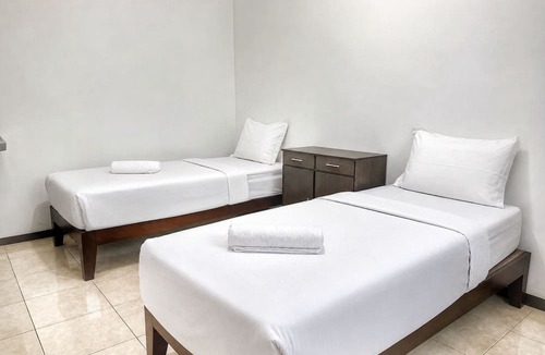 Ngadisari Hotel | Bawangan Express