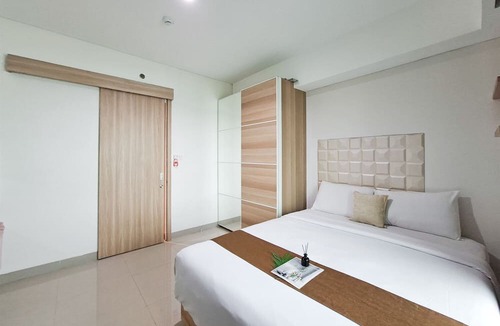 South Tangerang Apartment | Comfortable 1Br Without Living Room At Apartment Bintaro Embarcadero