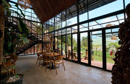 Selo Hotel | Luxcamp Selo - Merapi View by Horison