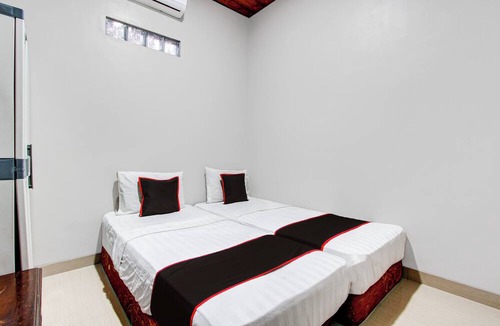 Wonosari Hotel | OYO 95130 Poerto Lemon Guest House