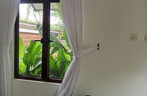 Dinoyo House | Ratu Roso Resort