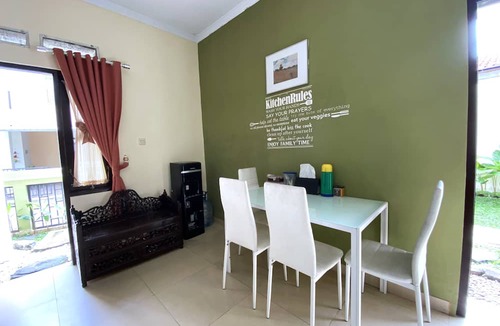 Yogyakarta House | Home Sweet Home Dekat UMY by Simply Homy