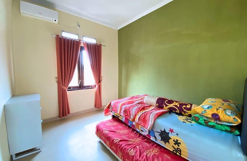 Yogyakarta House | Home Sweet Home Dekat UMY by Simply Homy