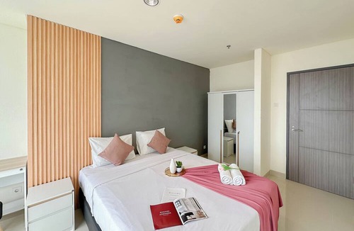 Surabaya Apartment | Spacious 1Br With City View At Praxis Apartment