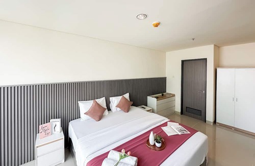 Surabaya Apartment | Lovely And Vibrant 2Br Space At Praxis Apartment