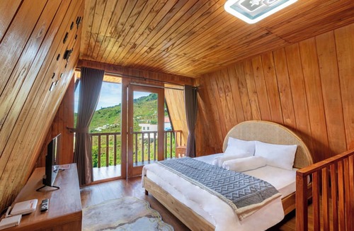 Kejajar Villa | Emerald Cabin Dieng