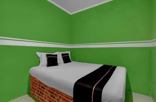 Bogor Hotel | OYO 3738 Pemda 22 Mansion