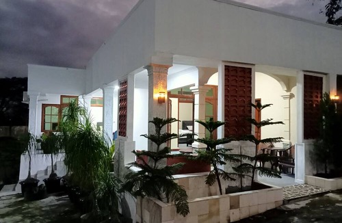 Pakem Hotel | Pakemsari Resort Hotel