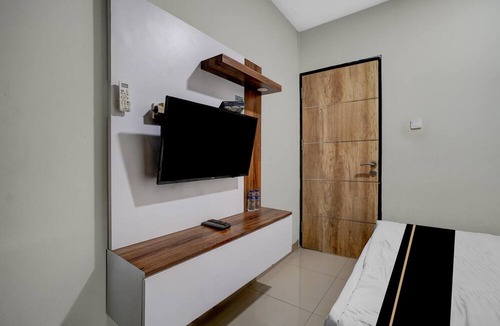 Bogor Barat Hotel | Collection O Yayah Residence
