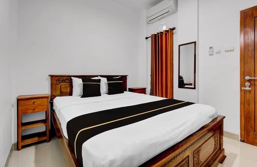 Banguntapan Hotel | OYO 95088 Homestay Omah Pring