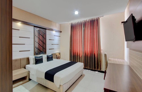 Laweyan Hotel | Collection O near Stadion Manahan