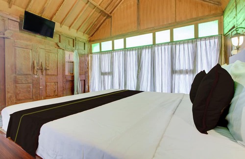 Sewon Hotel | OYO 95018 Anggrek Homestay Jogja Syariah