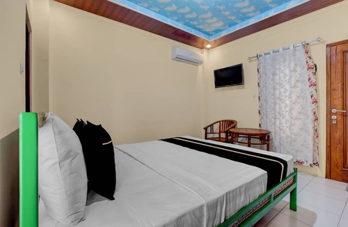 Magelang Hotel | OYO 95019 Jeppi Homestay