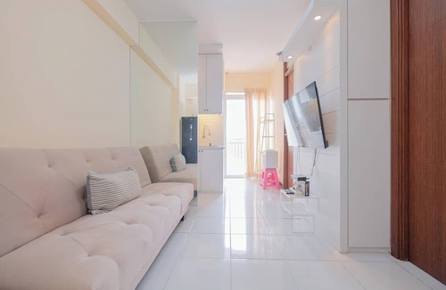 Depok Apartment | Homey 2Br Apartment At Cinere Resort Near Cinere Mall