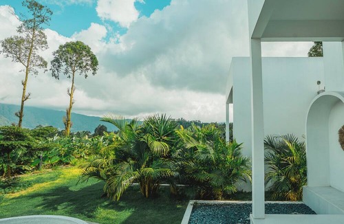 Toya Bungkah Villa | Hideout Kintamani and Hot Spring