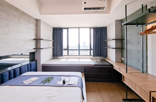 Pinang Apartment | Trendy 1Br At Apartment Collins Boulevard