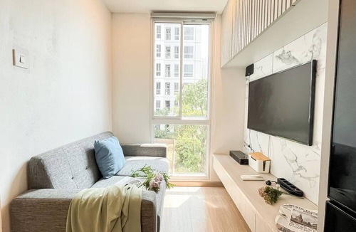Old Jakarta Apartment | Modern Classic Touch 1Br Apartment At Tokyo Riverside Pik 2