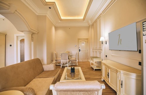 Cipanas Hotel | Horison Resort Tulip Puncak